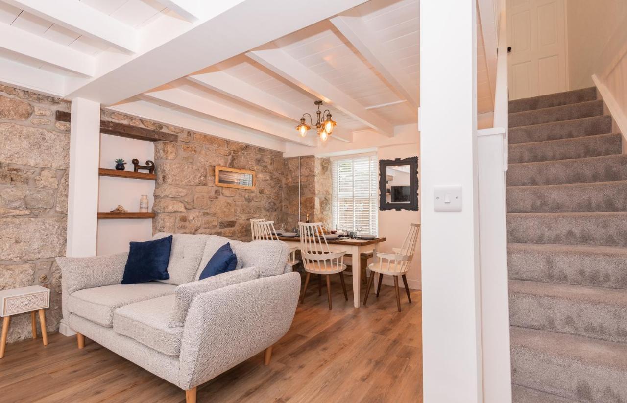 מאוסהול Lilsen Cottage By The Sea מראה חיצוני תמונה