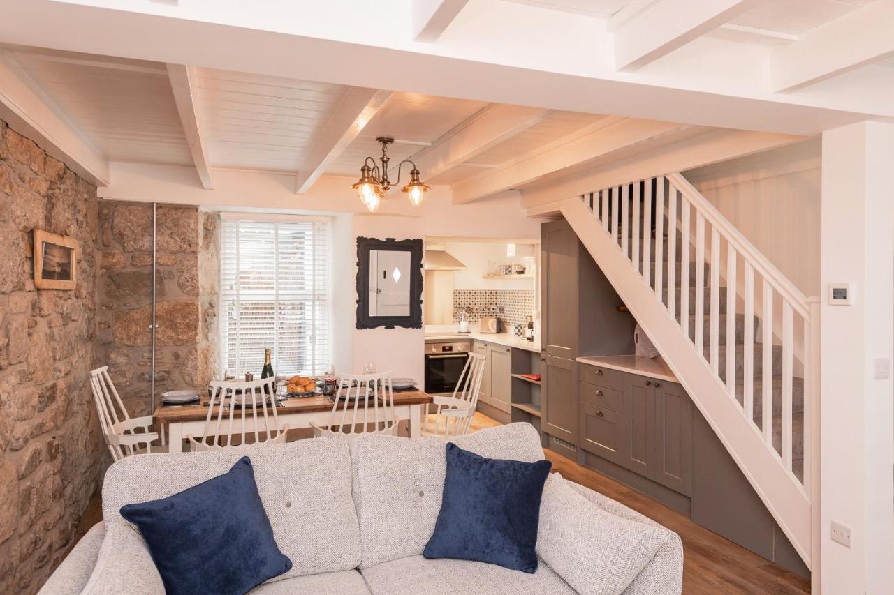 מאוסהול Lilsen Cottage By The Sea מראה חיצוני תמונה