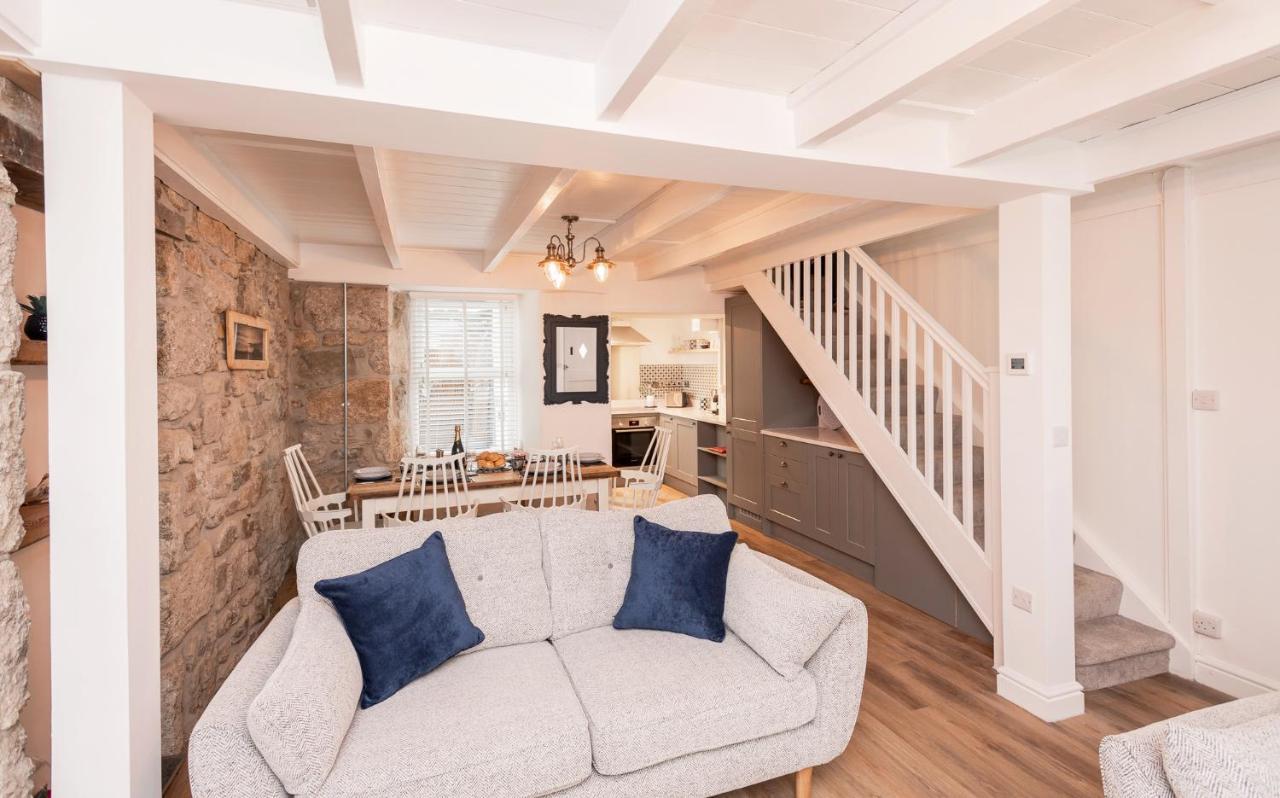 מאוסהול Lilsen Cottage By The Sea מראה חיצוני תמונה